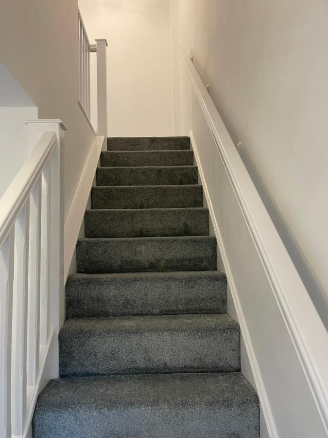 The Beeches - Serviced Duplex