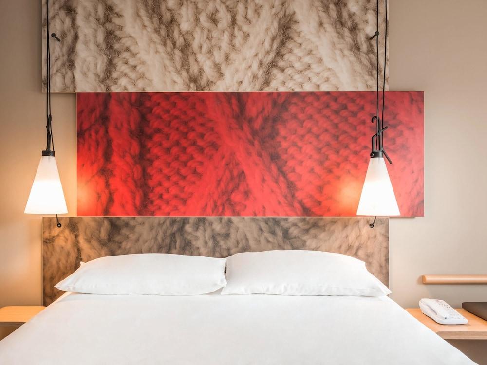 Ibis Hotel