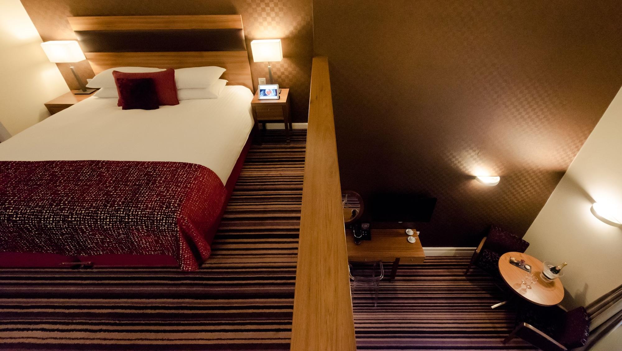 Leopold Hotel 4*