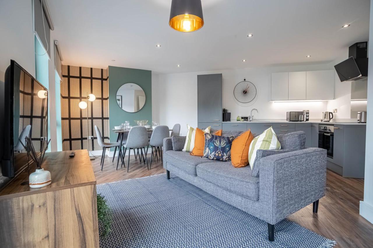 Luxe 3br Great Central View Near Sheffield