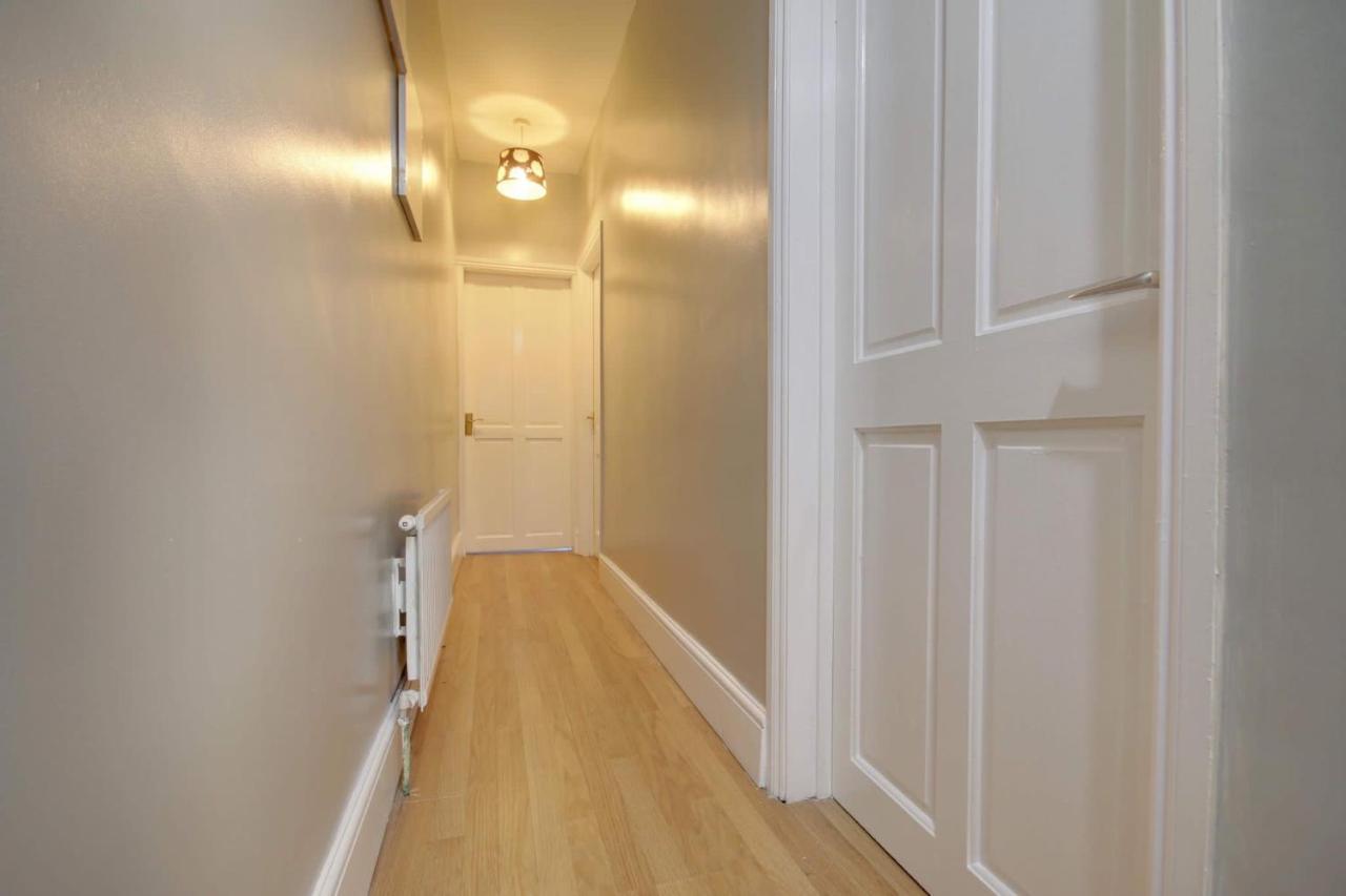 Hilltop Place Near Meadowhall Apartment Sheffield