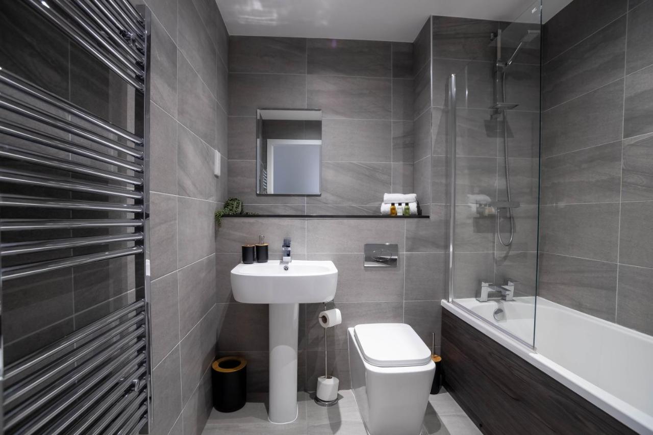 Luxe 3br Great Central View Near * Sheffield