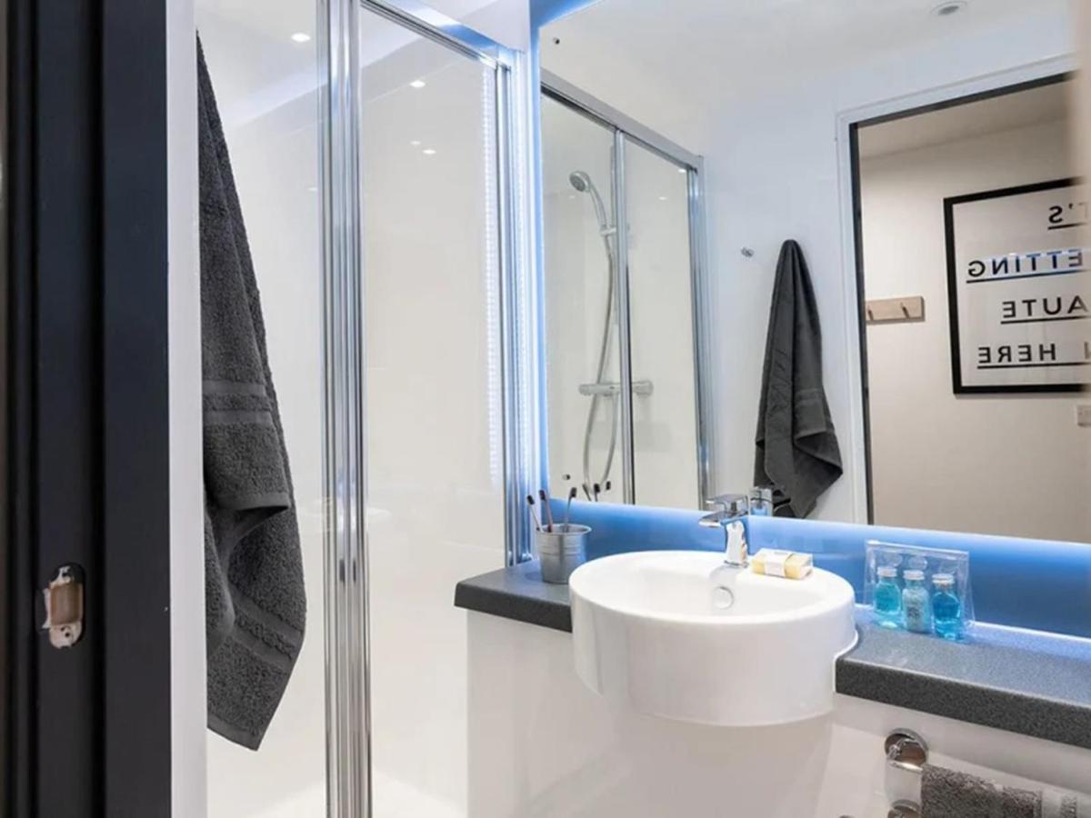 Guest house Charming En In For Students Only - Sk *