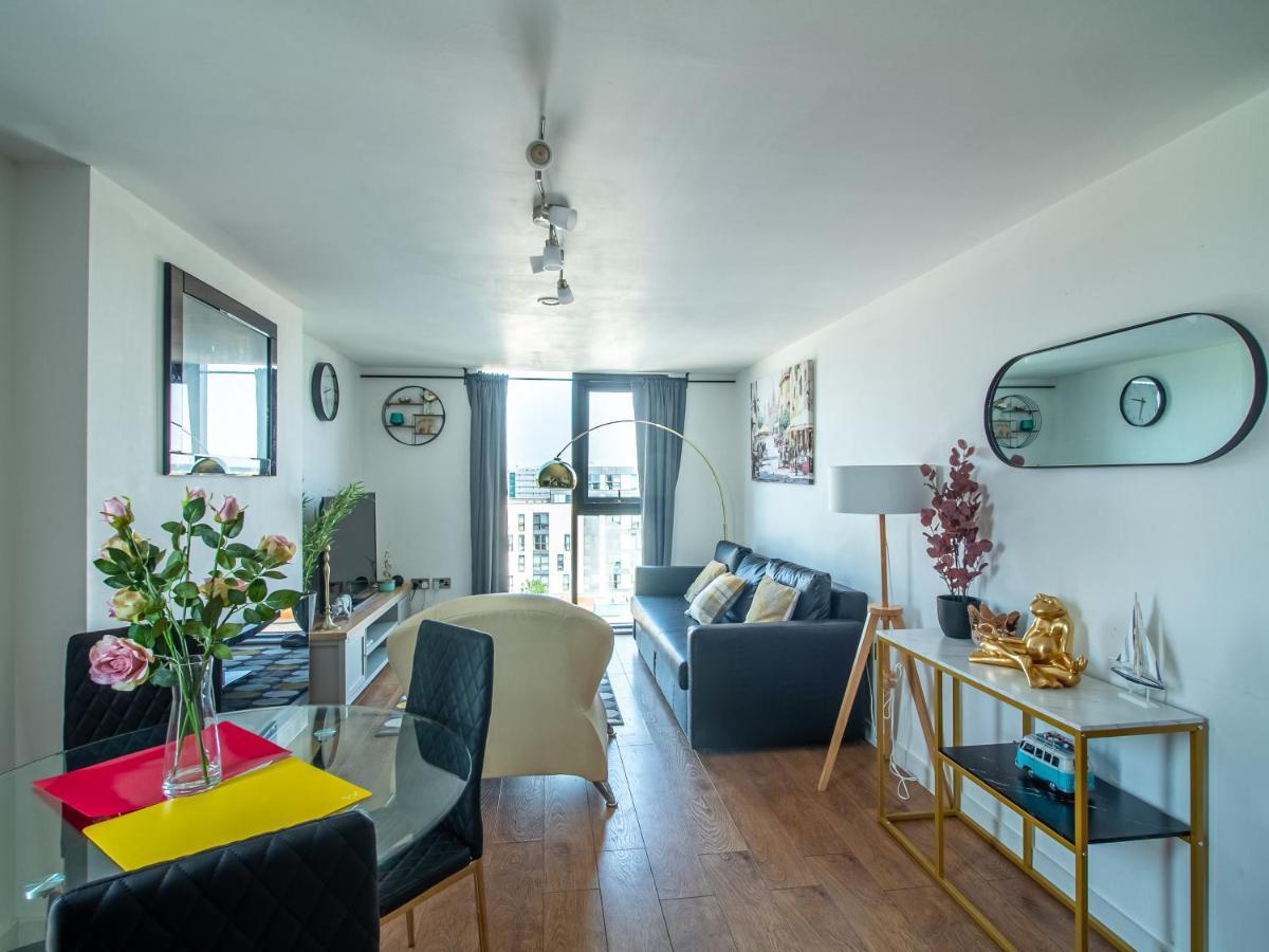 Exquisite 2-bedroom - Centre