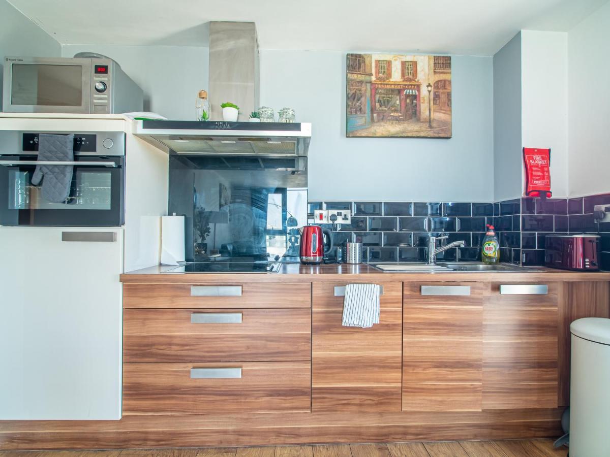 Exquisite 2-bedroom - Centre *