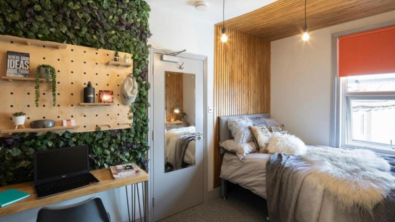 Stayangel Pods Apartment