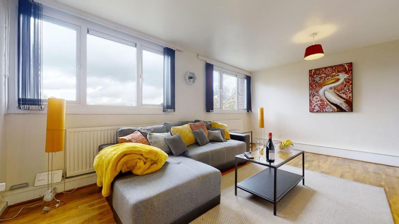 Apartment 3 Bed Centre - Sleeps 8