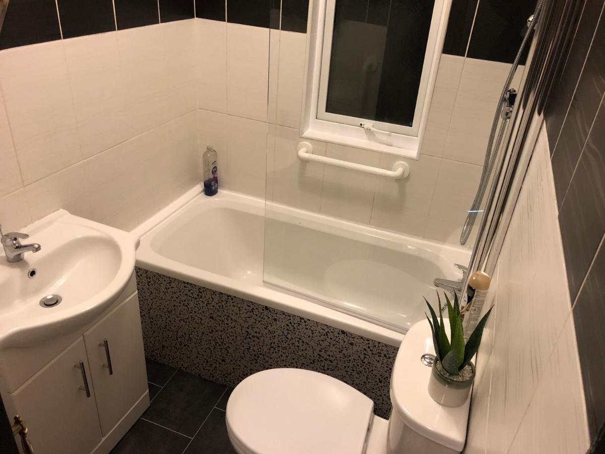 Handsworth - 2 Bedroomed Holiday home Sheffield