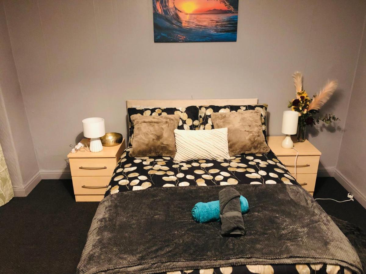 Handsworth - 2 Bedroomed Holiday home *
