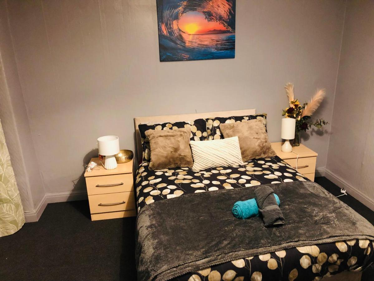 Handsworth - 2 Bedroomed Holiday home Sheffield