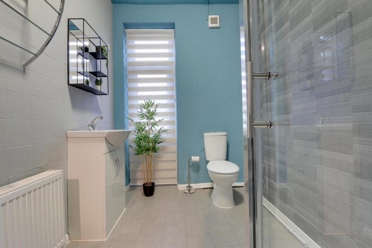 Stylish Base On Abbeydale Road *