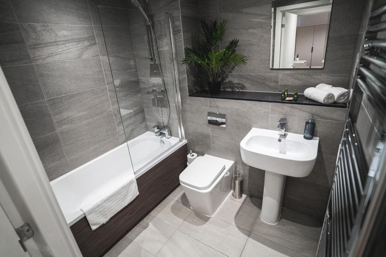 Modern 2-beds - Centre - Free Wi-fi - New - *
