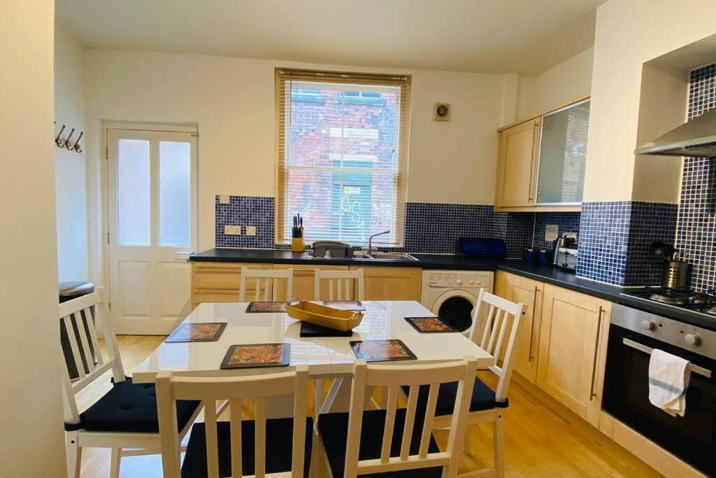 Historic Kelham House With Free On-site Parking *