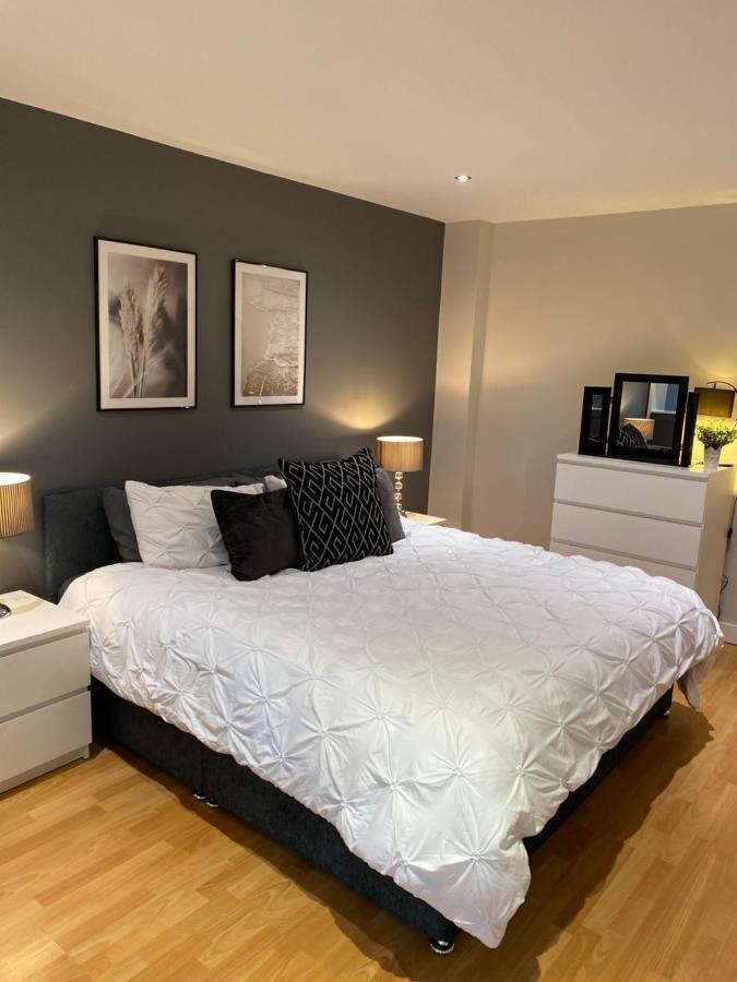 Centre Modern - Westone Free Wifi, Gym Access, Netflix Apartamento