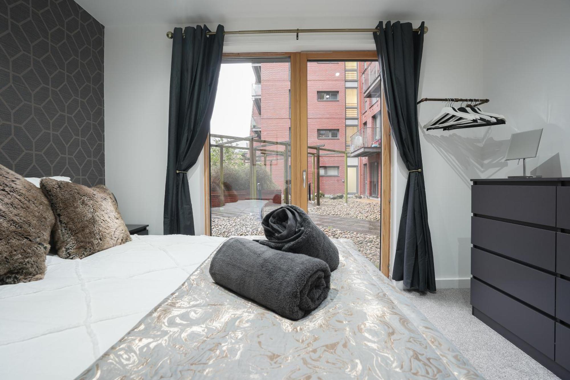 Stylish Modern In Apartment *