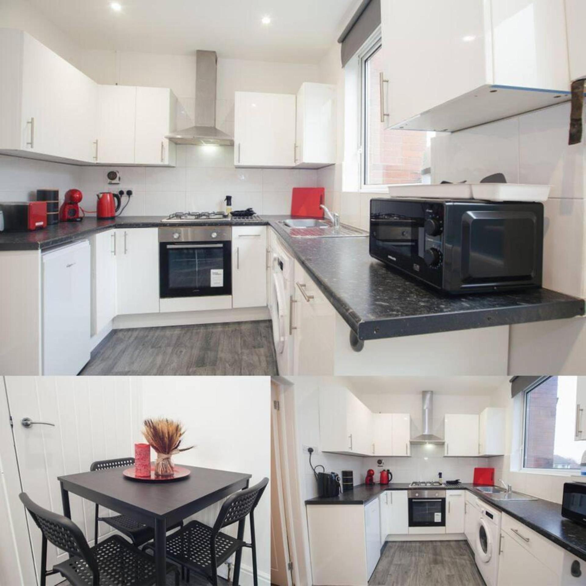 Casa de férias Lovely 2 Bedroom House Central Location *