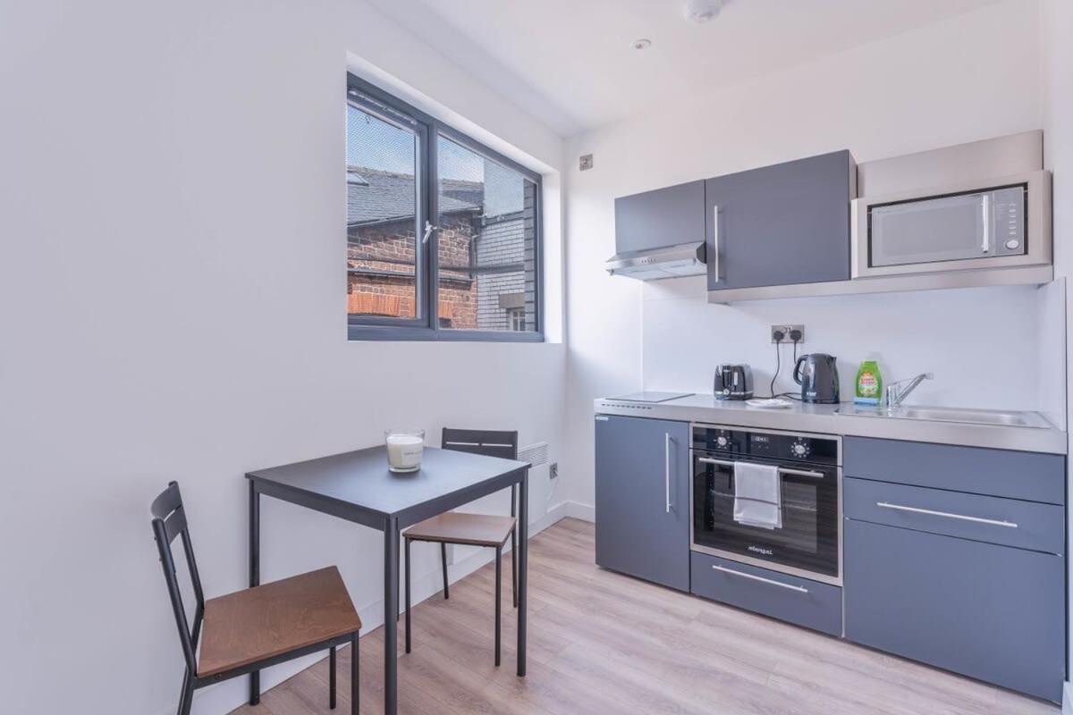 Apartment Modern And Bright In *