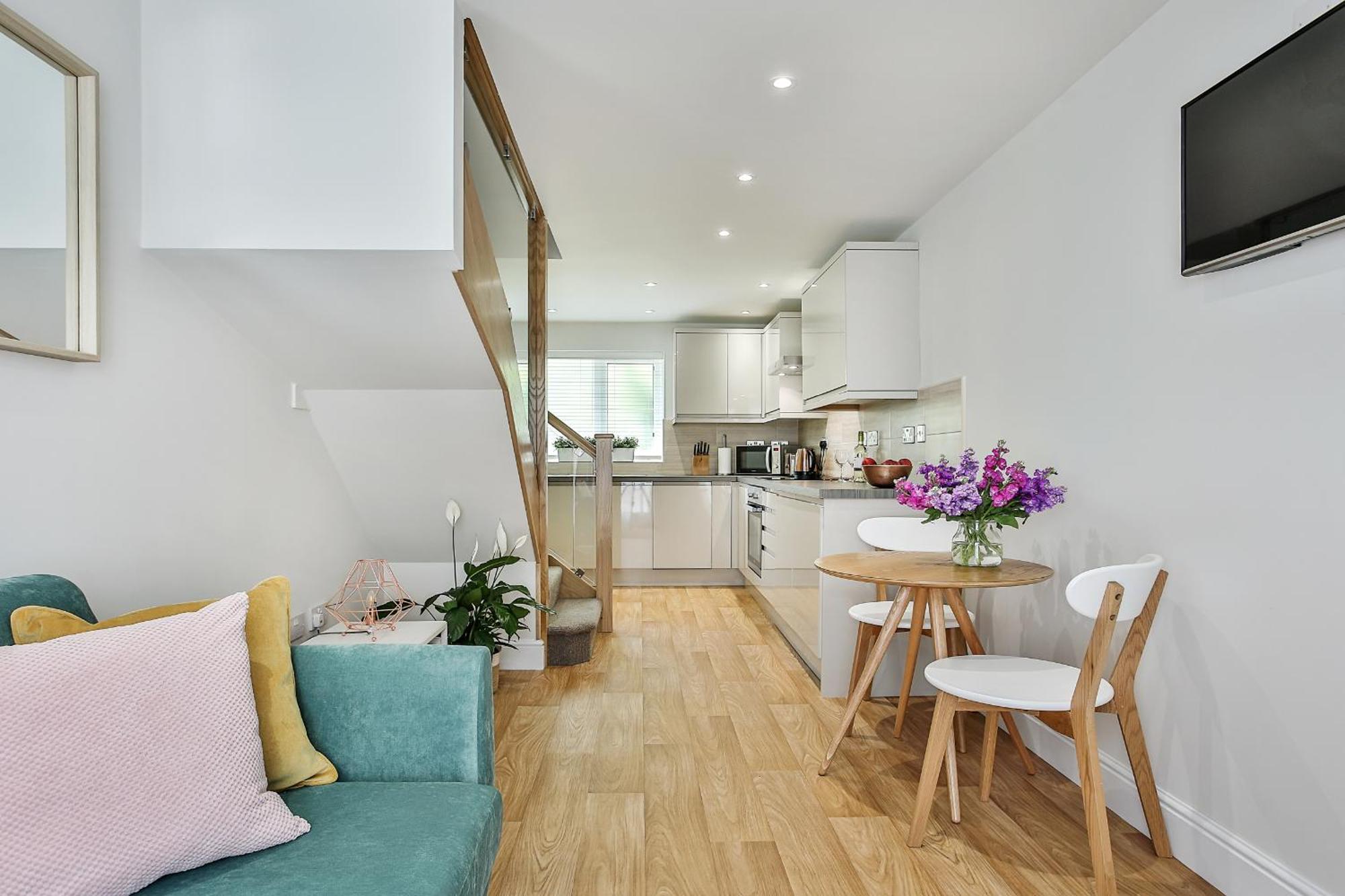 1br Gem In Great Location Apartment