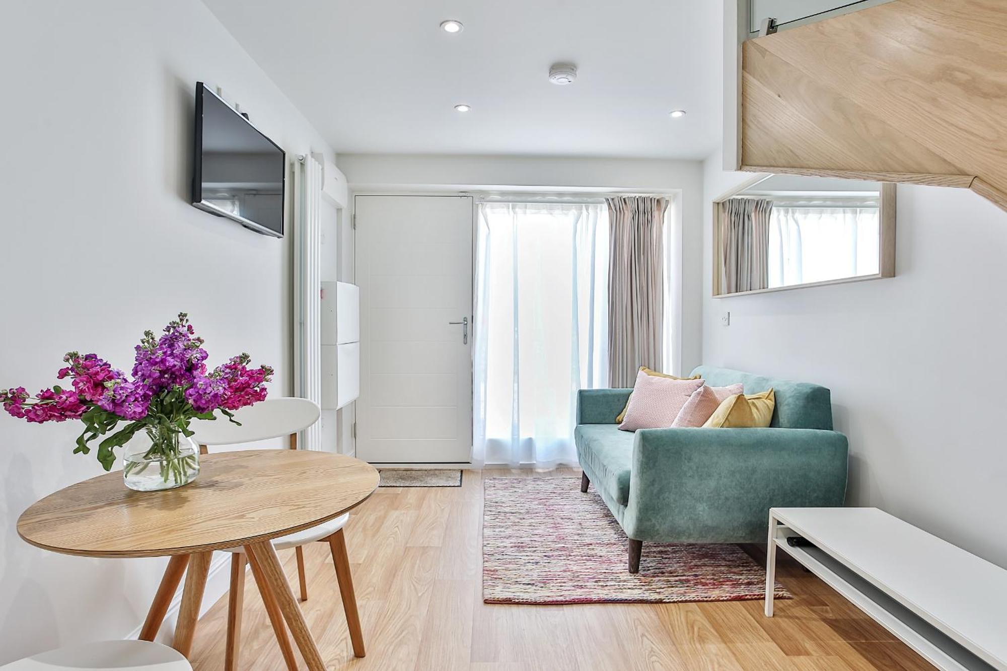 1br Gem In Great Location Apartment