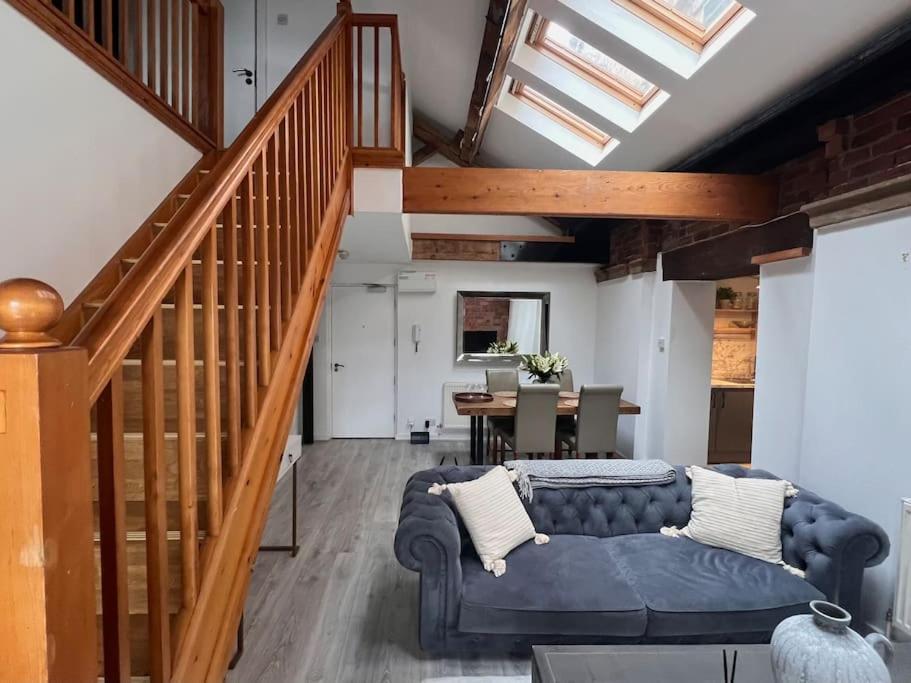Ranmoor Serviced At Victoria Quays Apartment