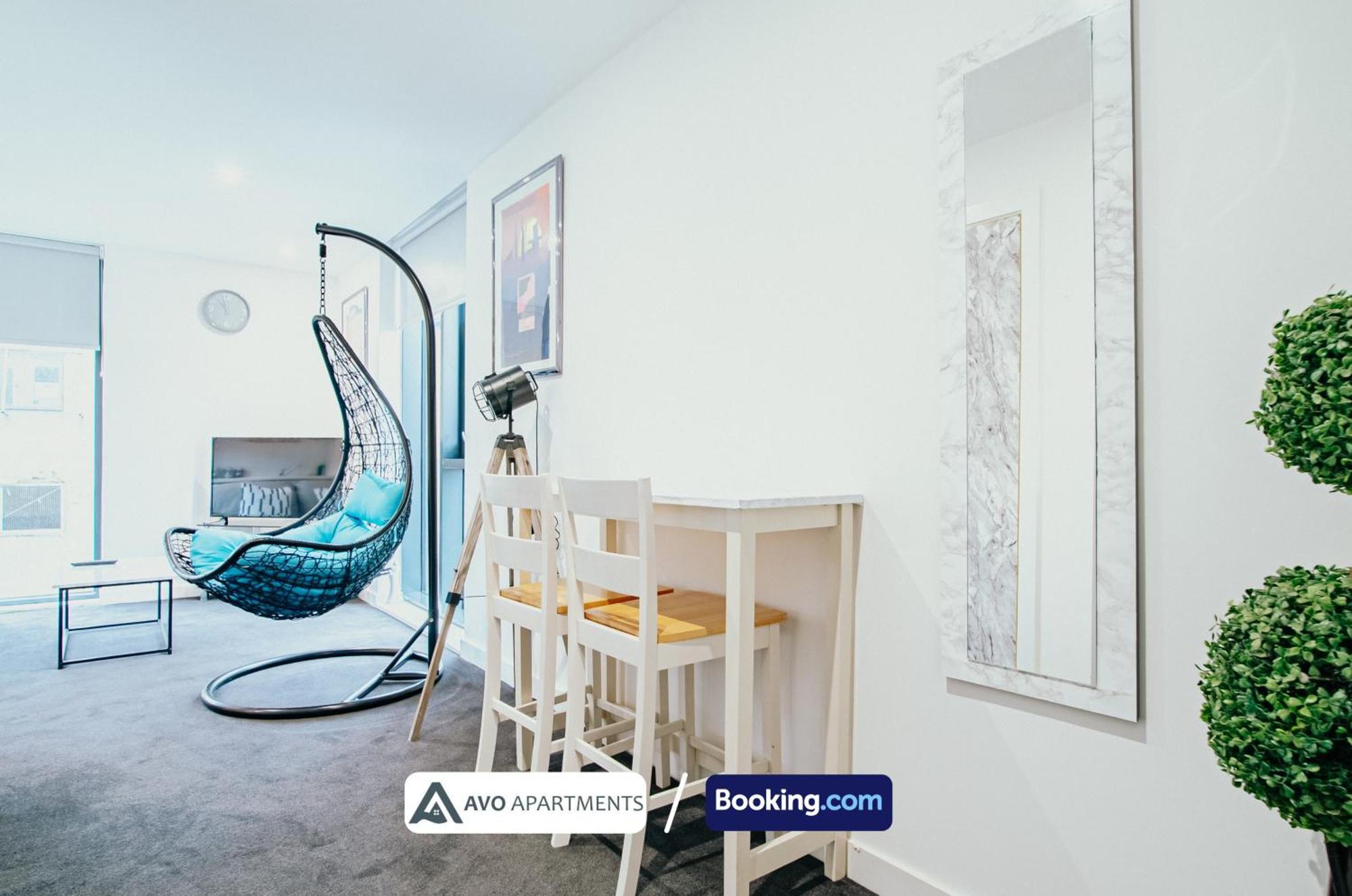 By Avo: Serviced With Free Wi-fi Apartamento *