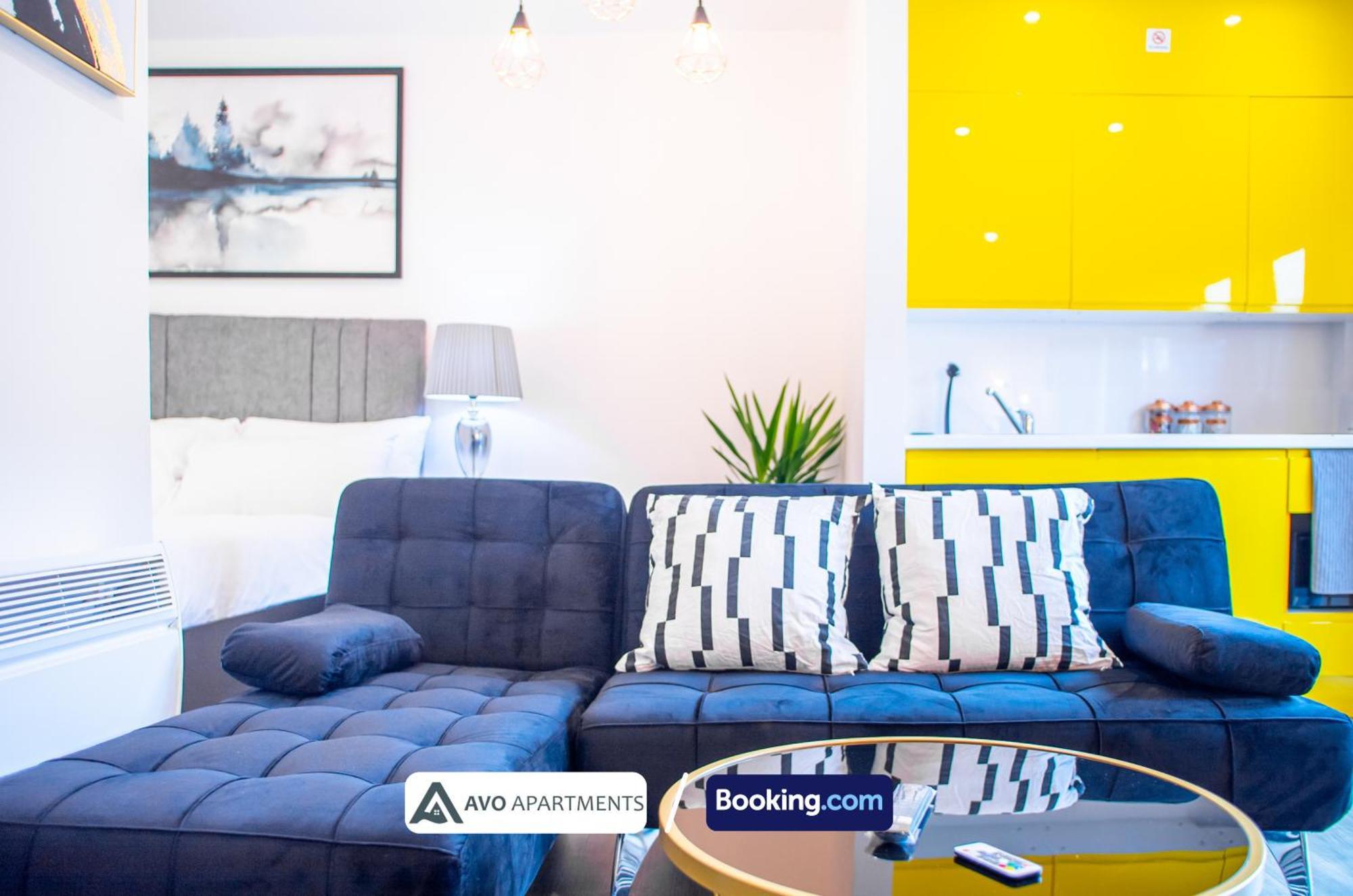 By Avo: Serviced With Free Wi-fi * Sheffield