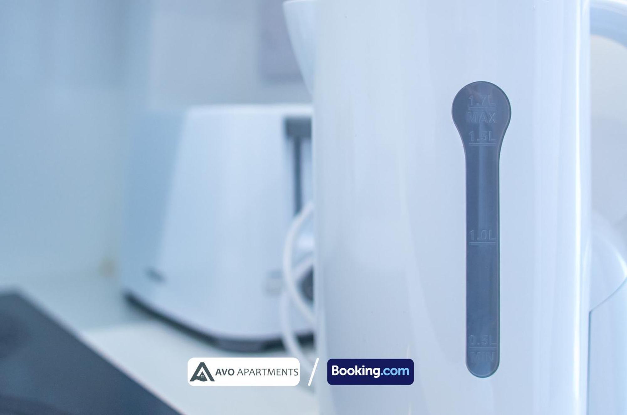 By Avo: Serviced With Free Wi-fi Apartamento