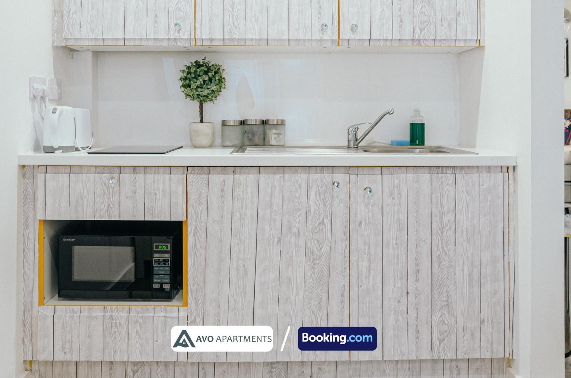 By Avo: Serviced With Free Wi-fi