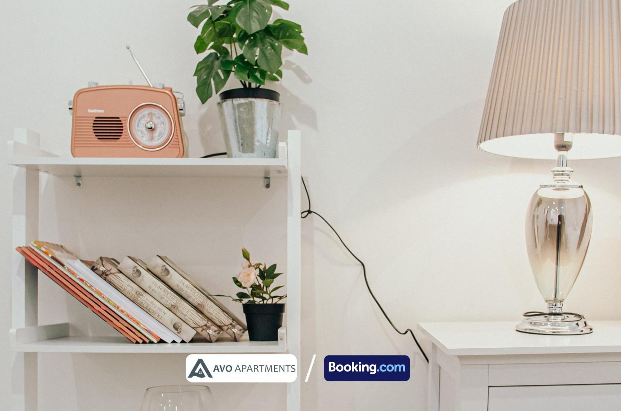 By Avo: Serviced With Free Wi-fi Apartamento *