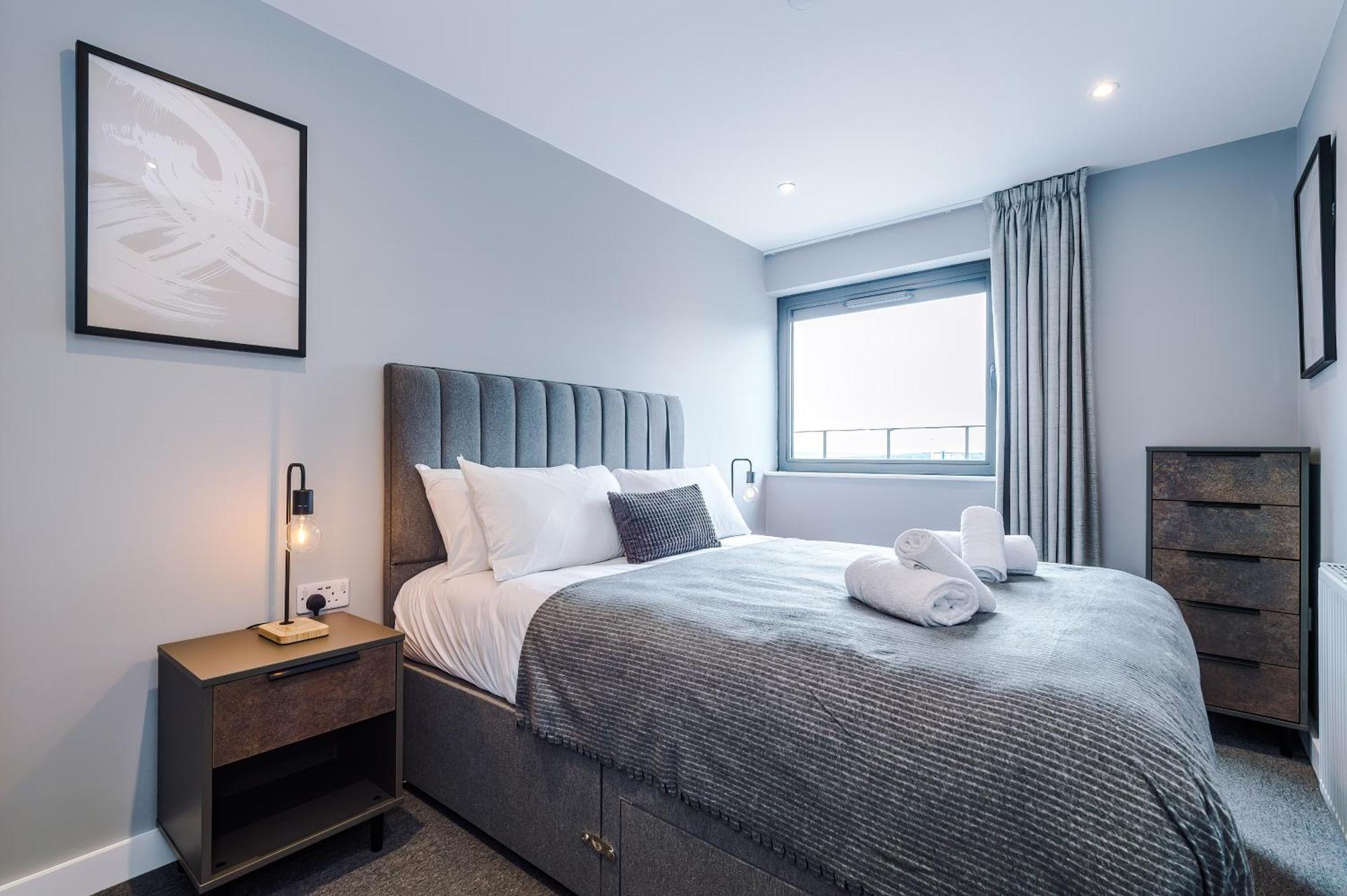 Hilltop Serviced - Apartment