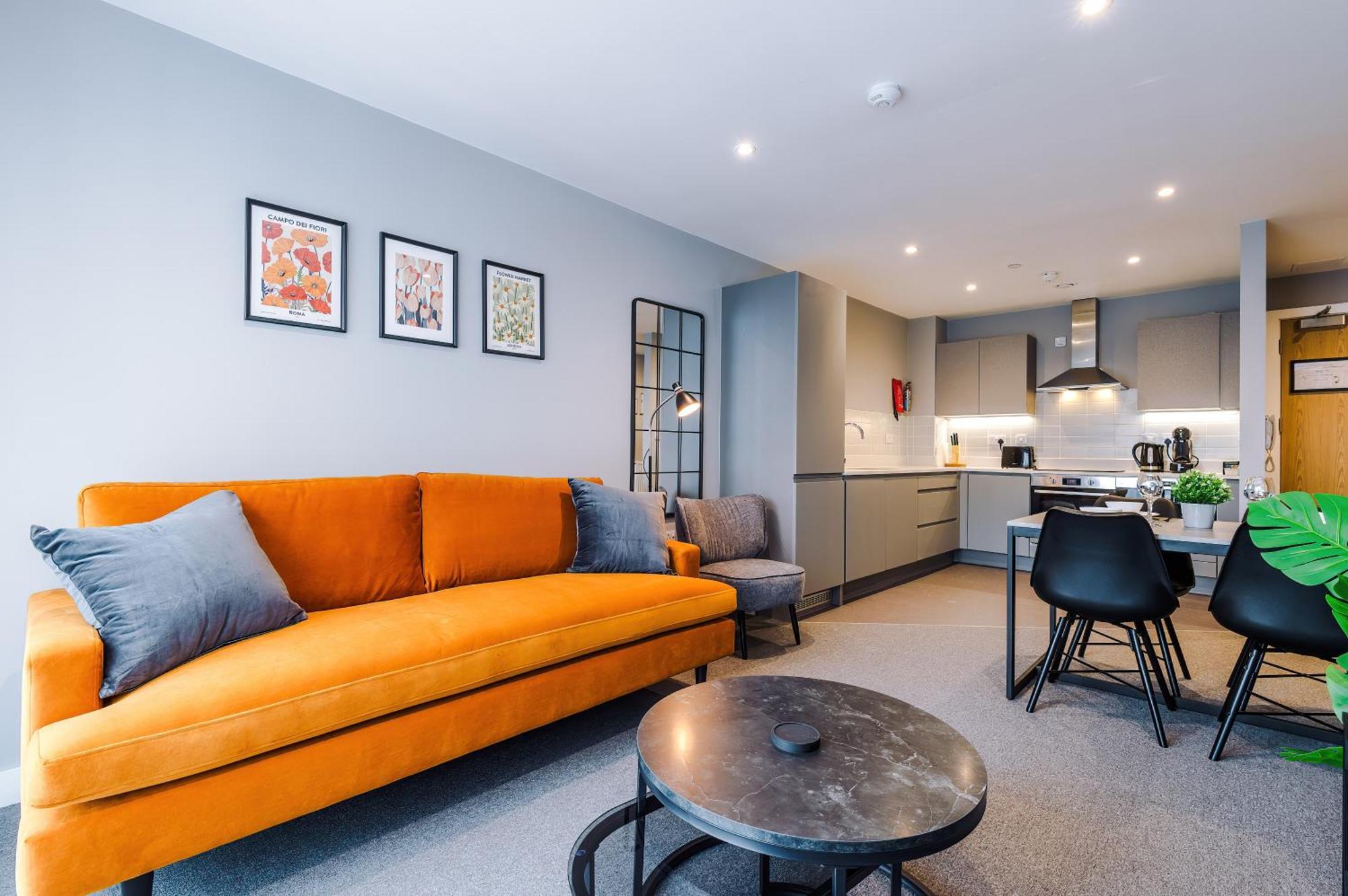 Hilltop Serviced - Apartment *