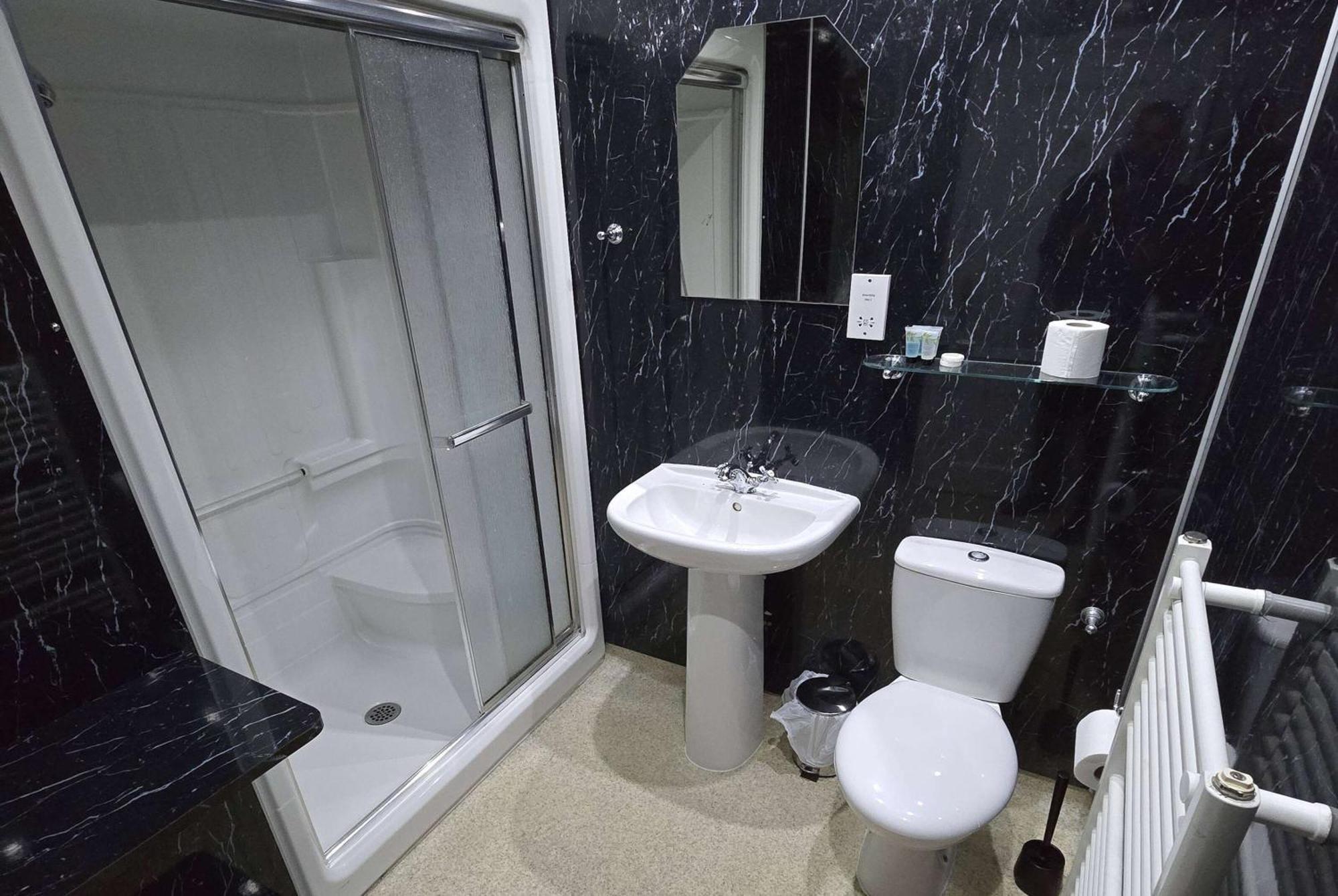 Staindrop By Hamlet 3* Sheffield