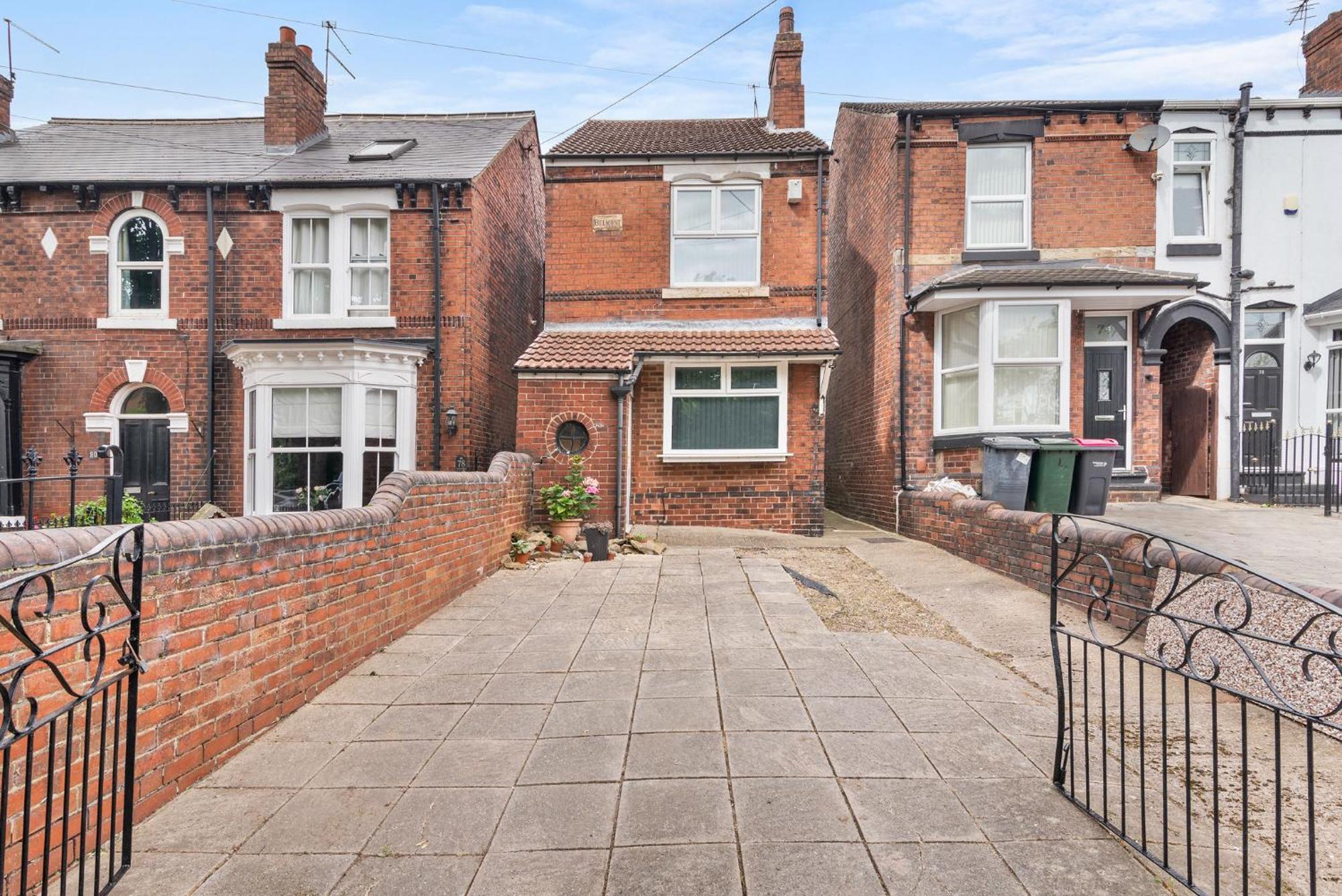 Hilltop Place Near Meadowhall Apartment