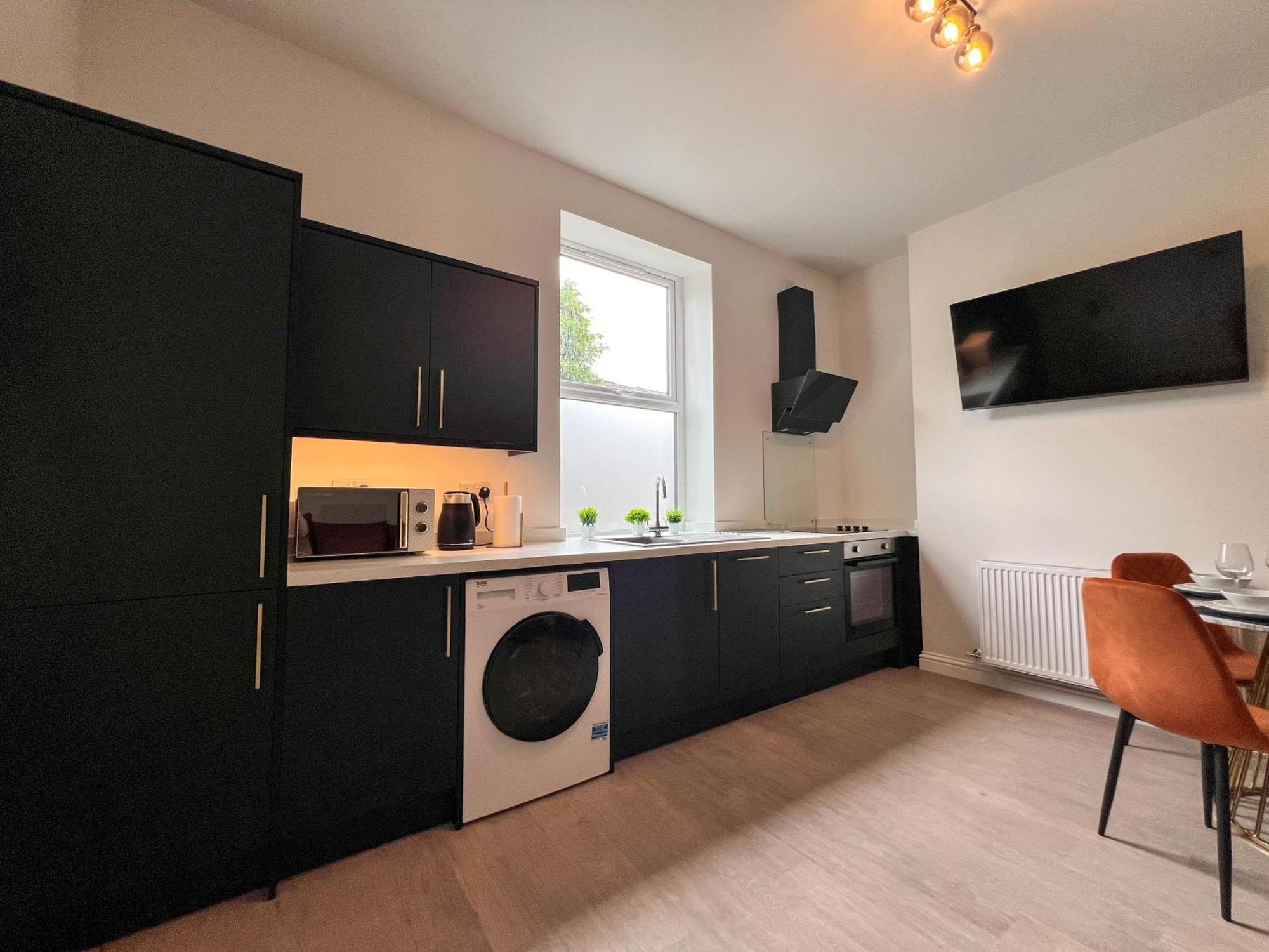 Apartment Hanover - Stylish 1 Bedroom Suites, Centre - Hosted By Host Save *