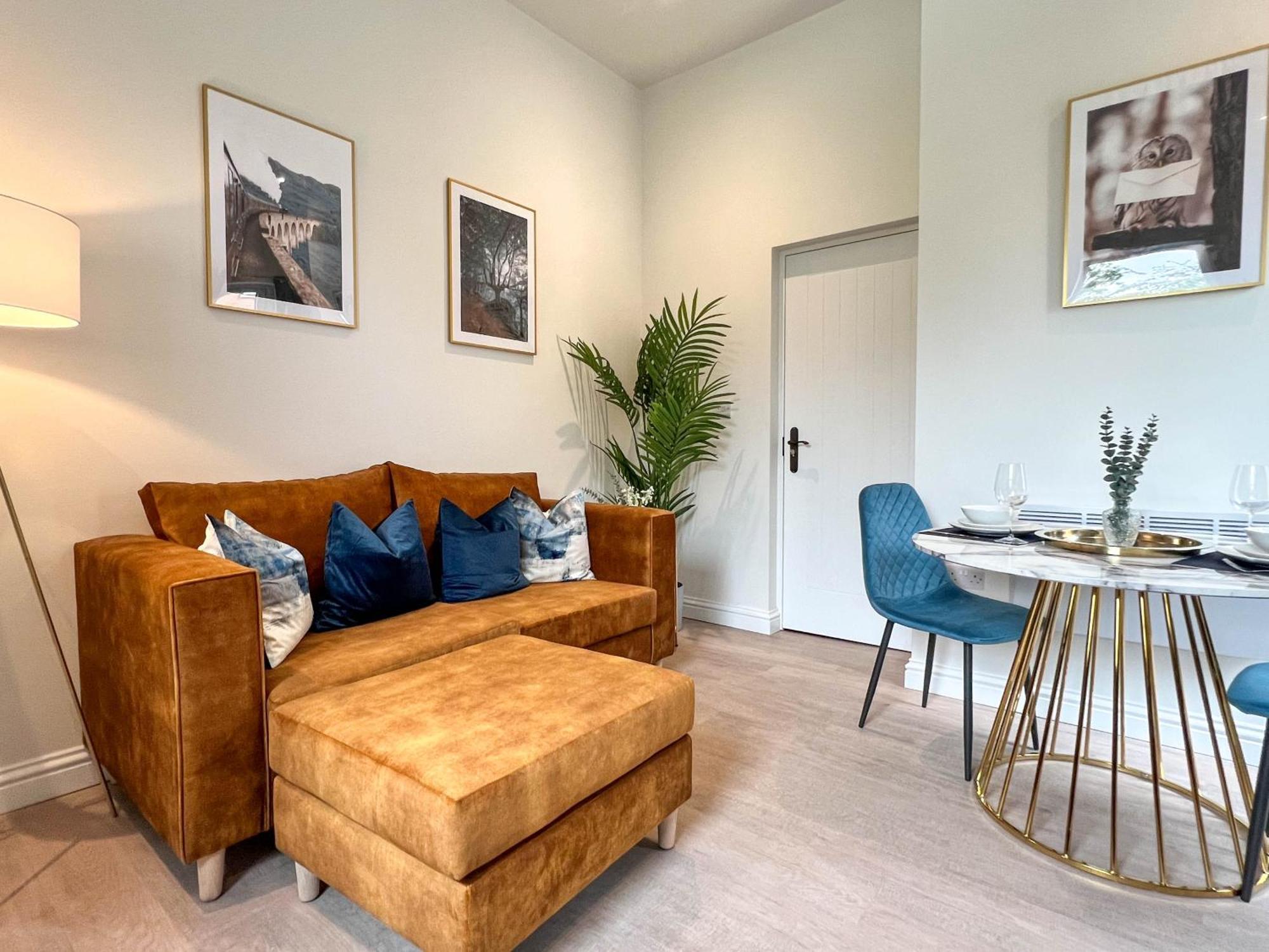 Hanover - Stylish 1 Bedroom Suites, Centre - Hosted By Host Save