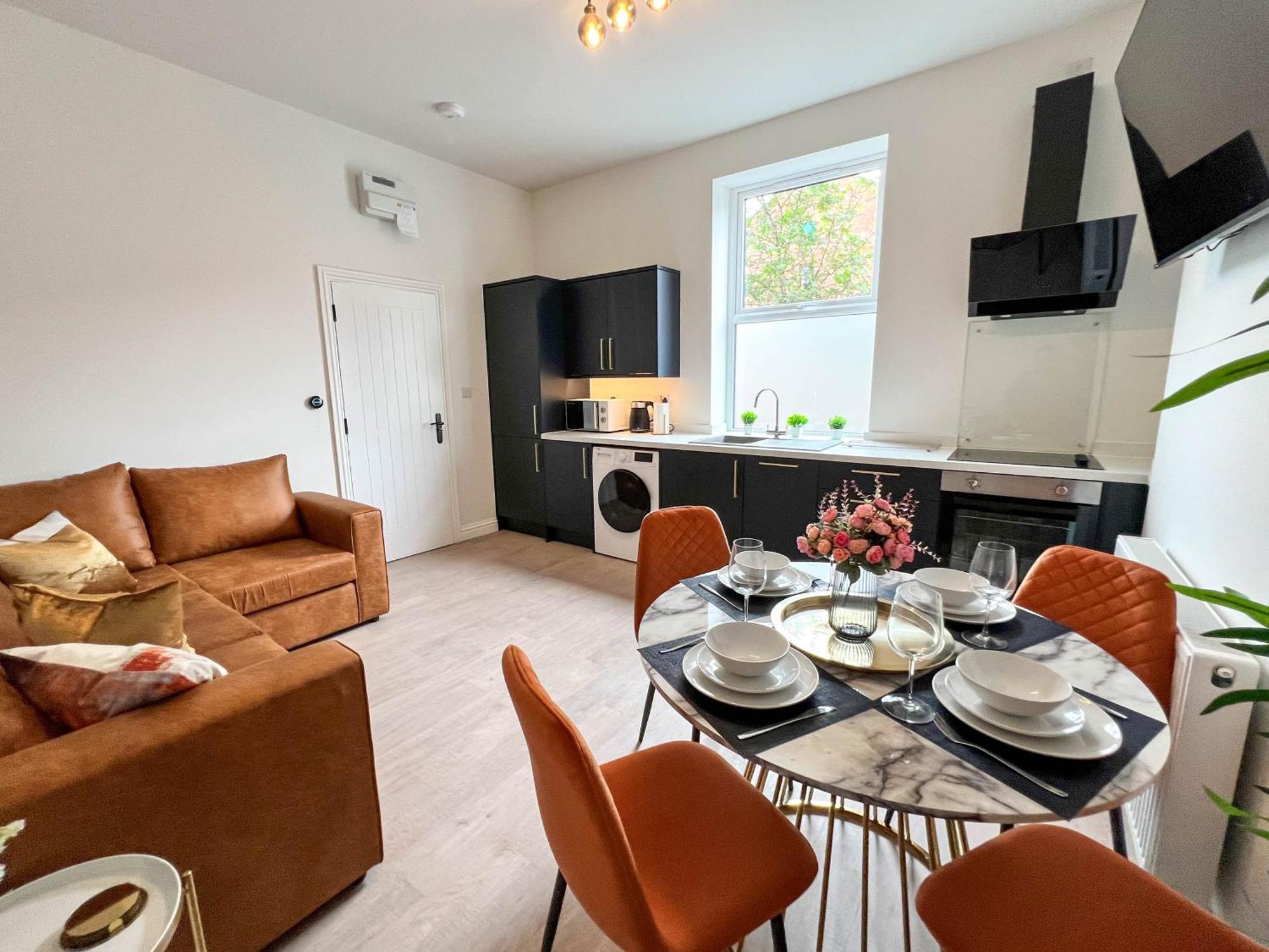 Hanover - Stylish 1 Bedroom Suites, Centre - Hosted By Host Save Apartment