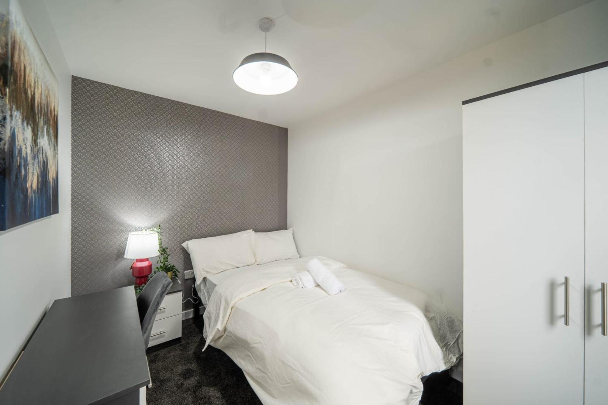 Luxurious In * Sheffield