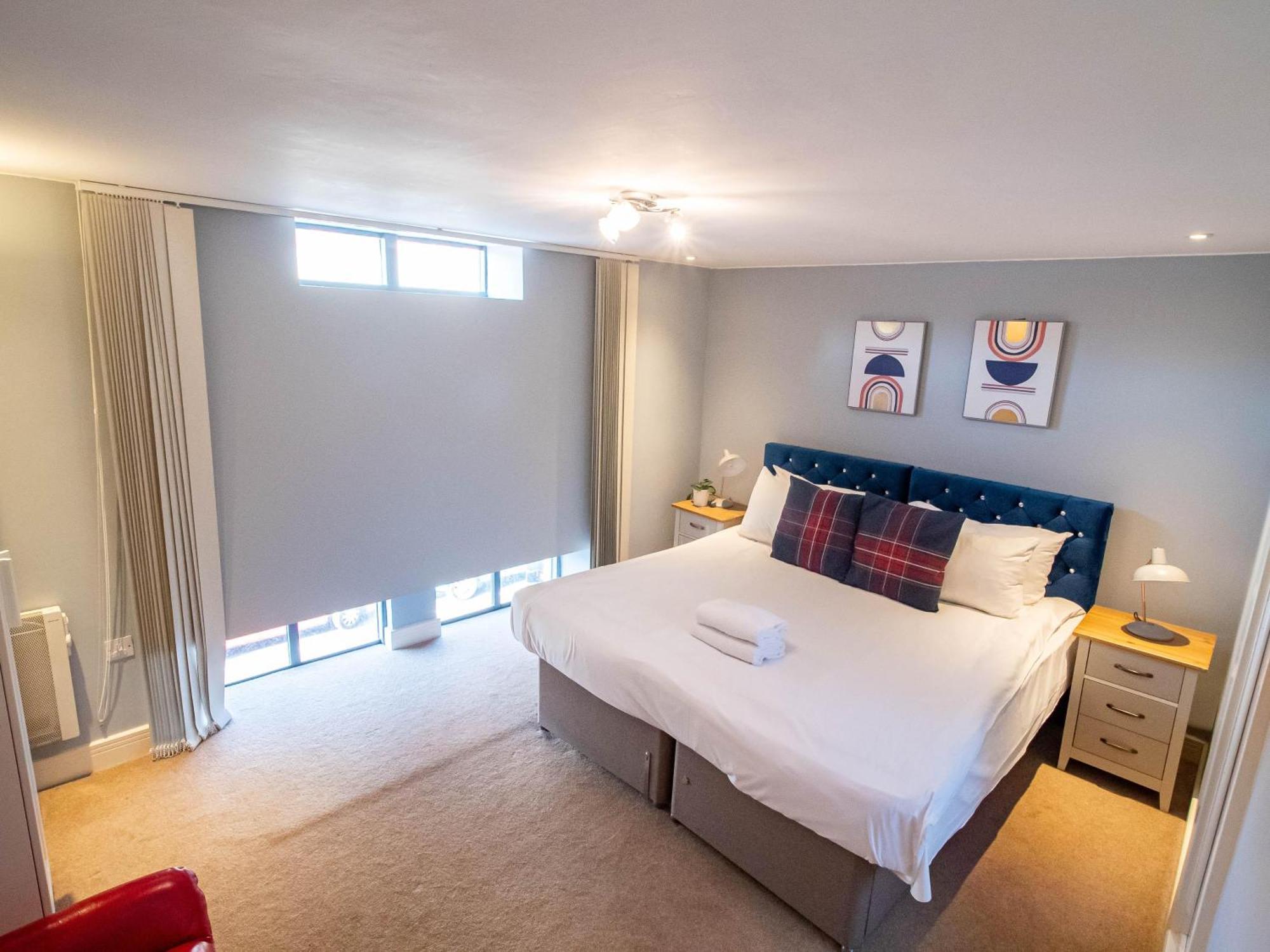 Ebenezer Street Retreat - Spacious 4 Bedroom House Holiday home Sheffield