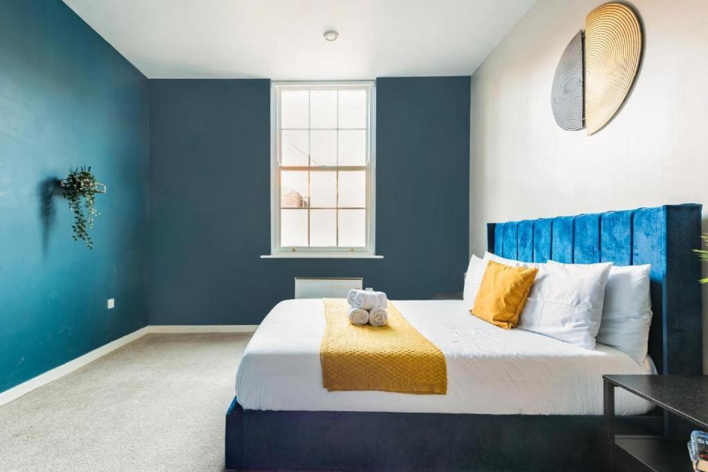 Flat 8, Cardigan House Apartment *