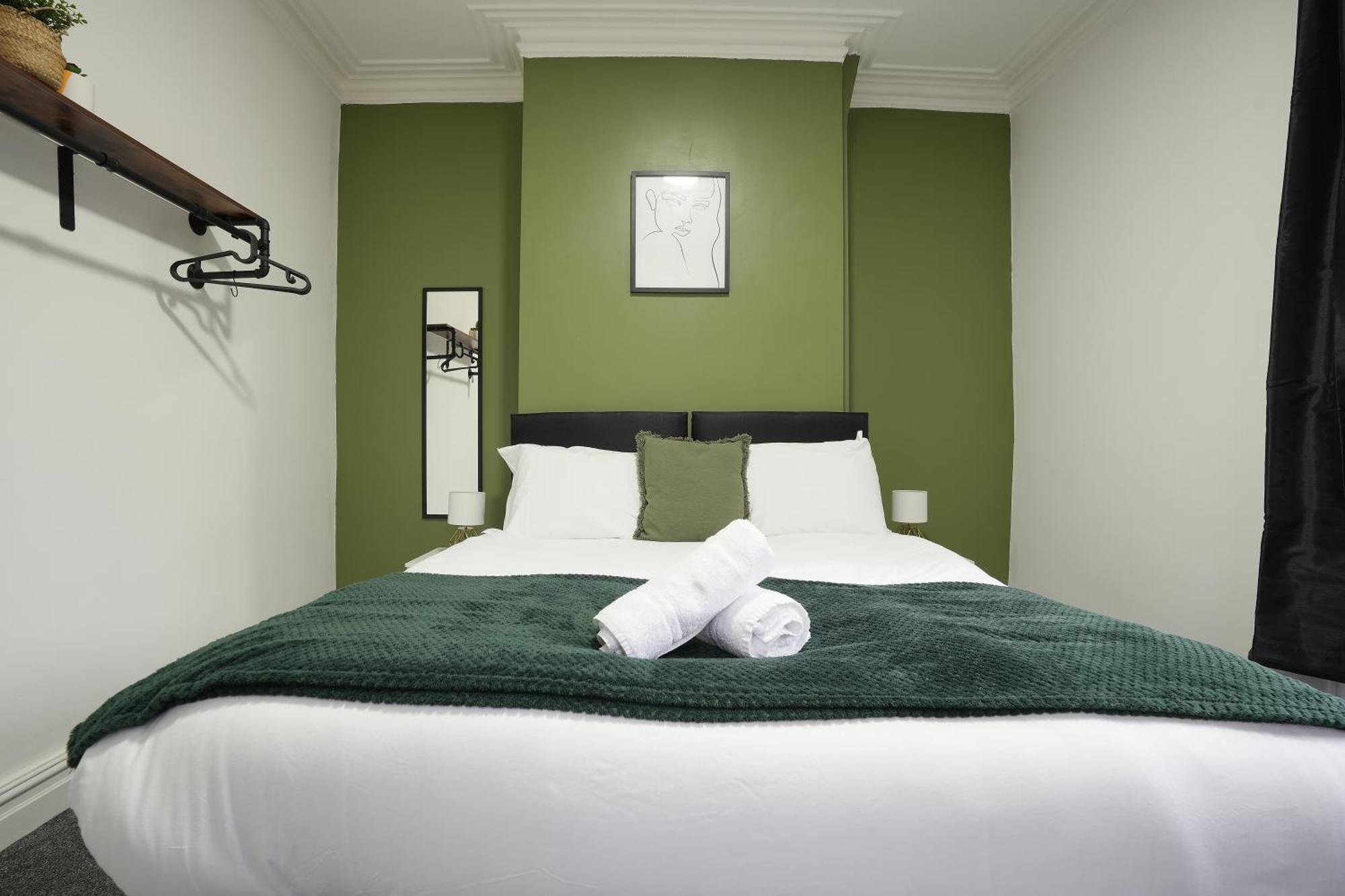 Myrtle House - Spacious 4 Bed, Free Parking & Close To The Centre, Great For Contractors, Groups & Families - Hosted By Host Save * Sheffield