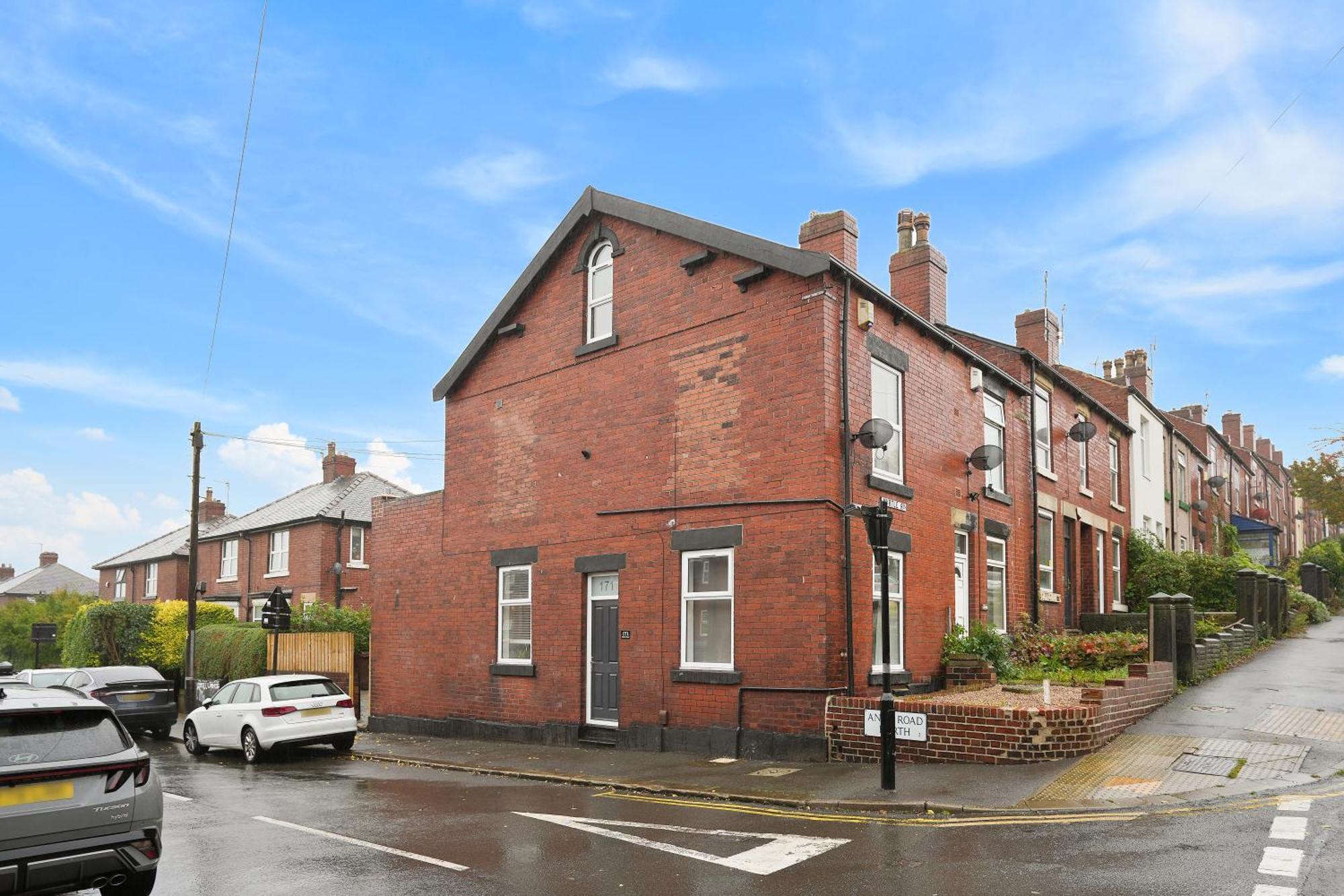 Apartment Myrtle House - Spacious 4 Bed, Free Parking & Close To The Centre, Great For Contractors, Groups & Families - Hosted By Host Save Sheffield