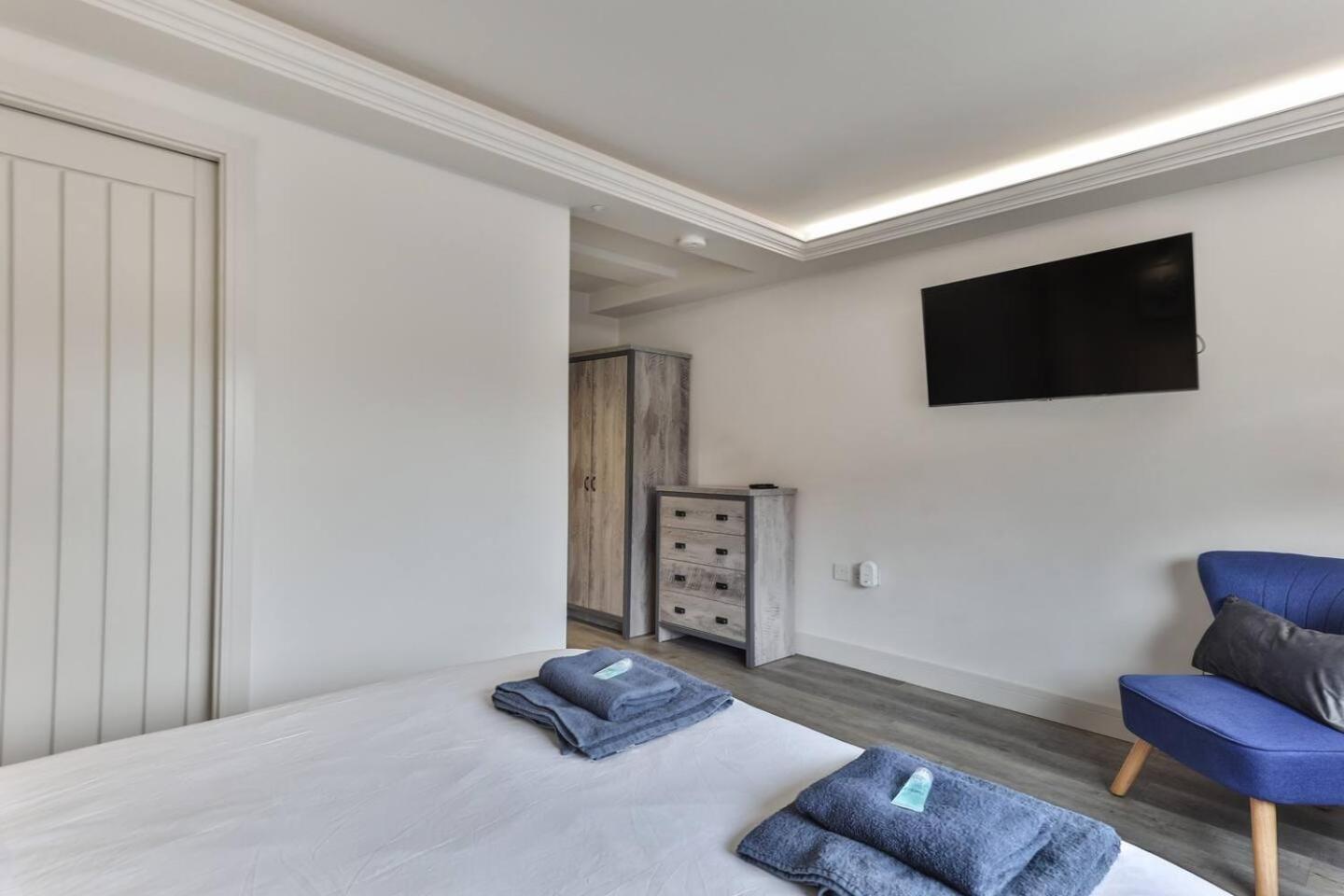 Aparthotel Spacious, Modern 2 Bed With Ensuites
