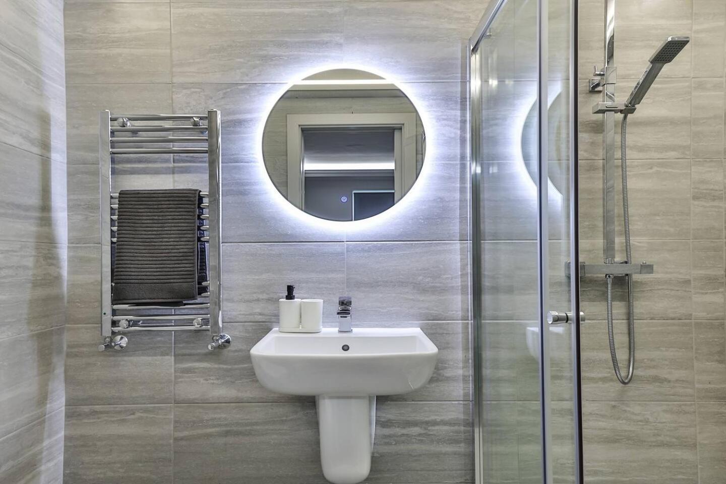 Spacious, Modern 2 Bed With Ensuites Aparthotel Sheffield
