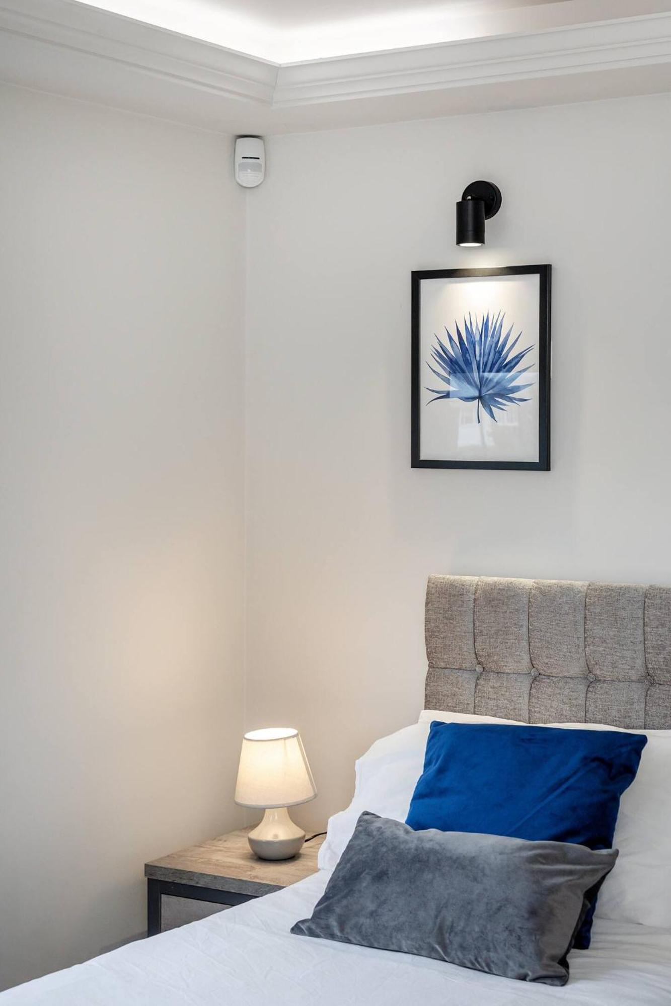 Spacious, Modern 2 Bed With Ensuites Aparthotel *