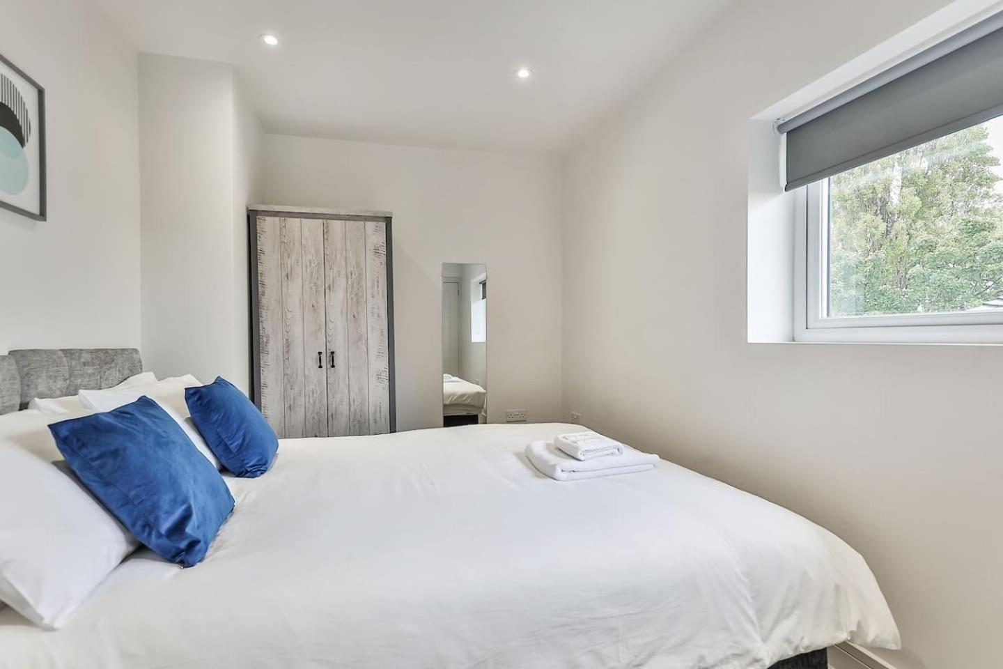 Casa de férias 3 Bed Refurbished, Modern House, Wifi, Patio Area Sheffield