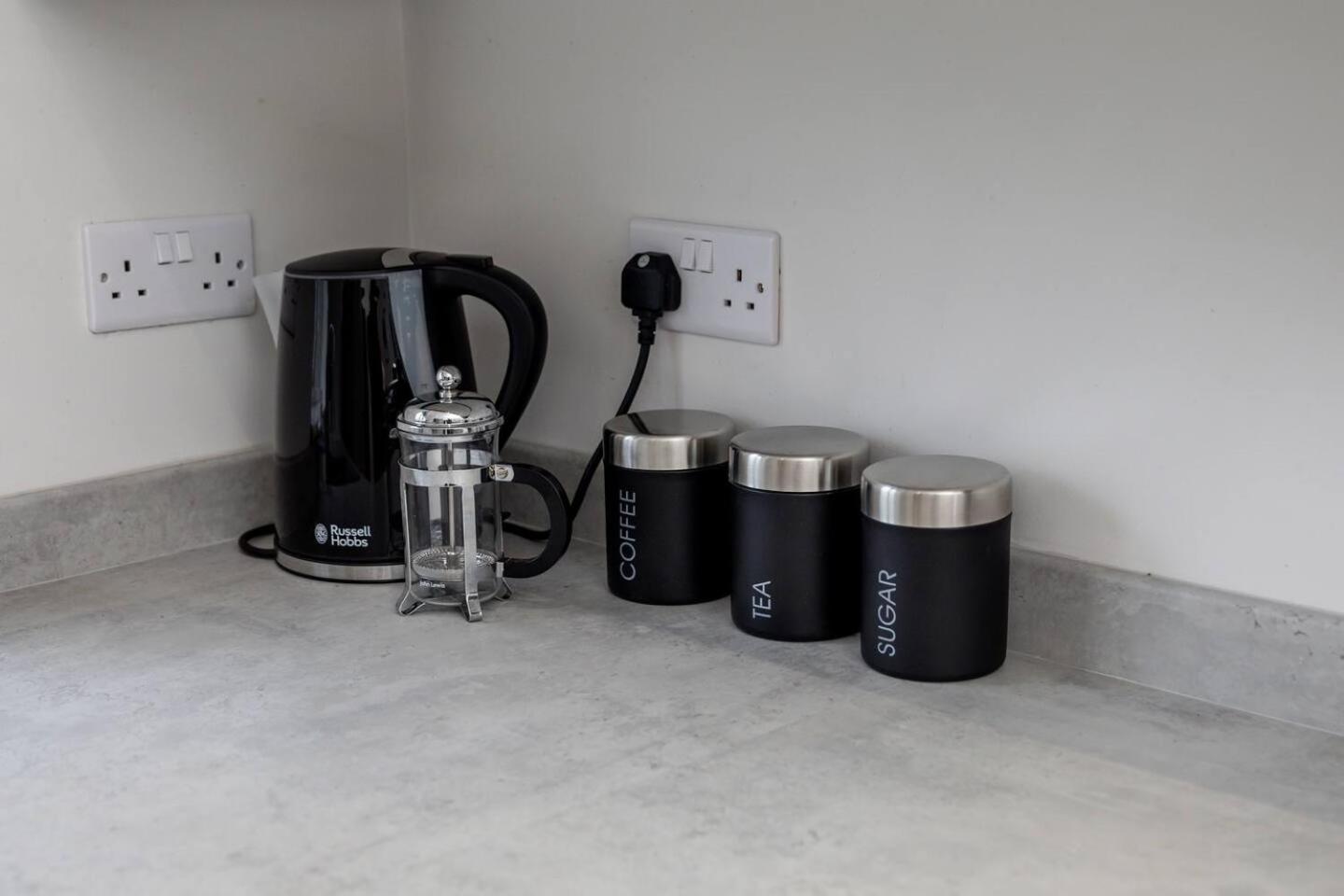 3 Bed Refurbished, Modern House, Wifi, Patio Area Casa de férias Sheffield