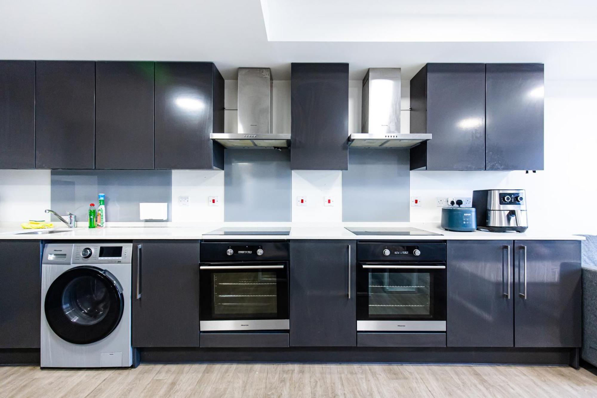 New Era Living - Ensuite Next To Bramall Lane Aparthotel *