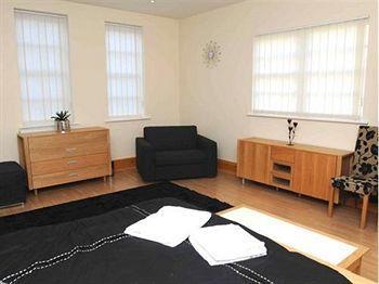 Diplomats - 4* Sheffield