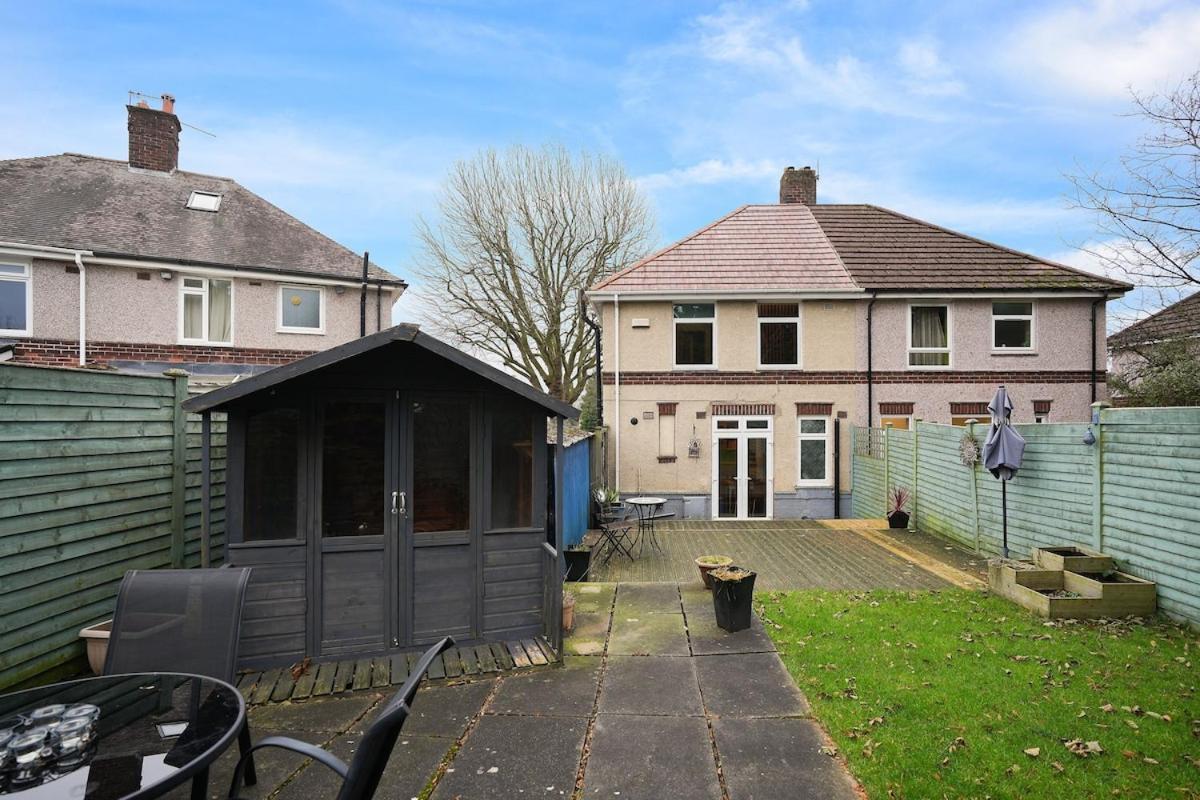Apartamento Large 3 Bed Home, Wisewood, Free Parking, Great For Groups - Hosted By Host Save *