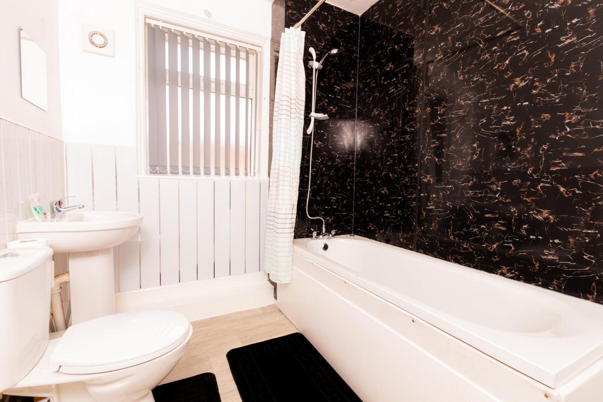 Apartment Suite 3 - Quaint Double Room In A Shared House